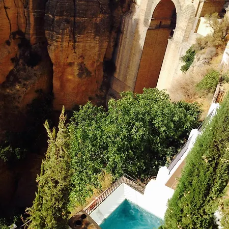 مونتيليريو فندق