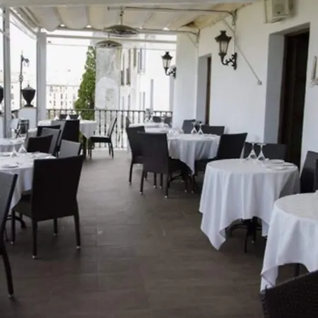 مونتيليريو فندق 4*